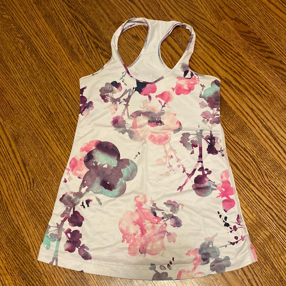 Lululemon White Flowered Tank